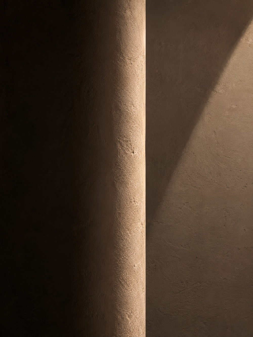Colonne de plâtre, présence dans l'espace